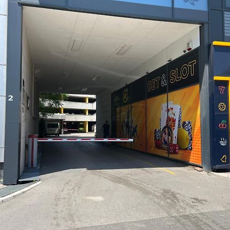 Apartman Didi2- Free Private Parking-Garage Novi Sad Exteriör bild