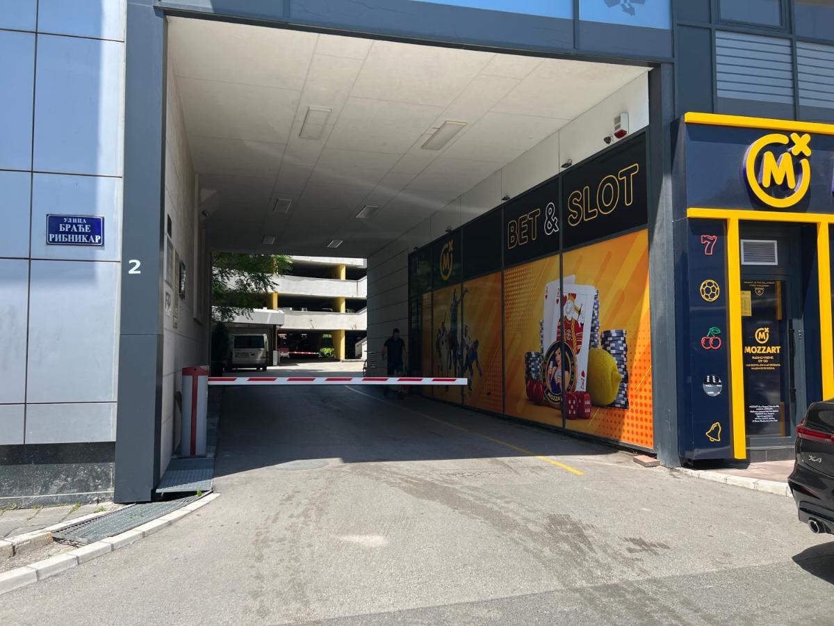 Apartman Didi2- Free Private Parking-Garage Novi Sad Exteriör bild